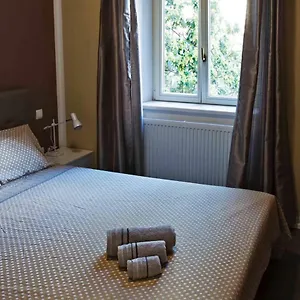 https://la-casa-sul-fiume.praguehotelsweb.com